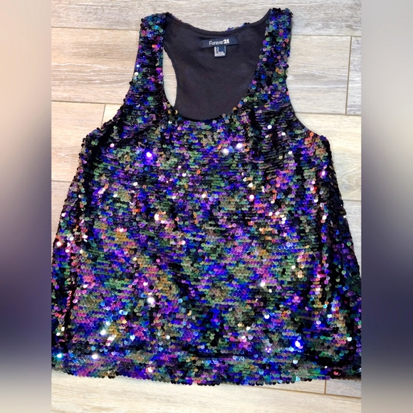 Forever 21 Tops - Forever 21 sparkly sequins tank top